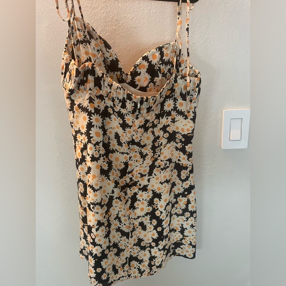 Realisation Par Devon Dress, Size L - Picture 6 of 7